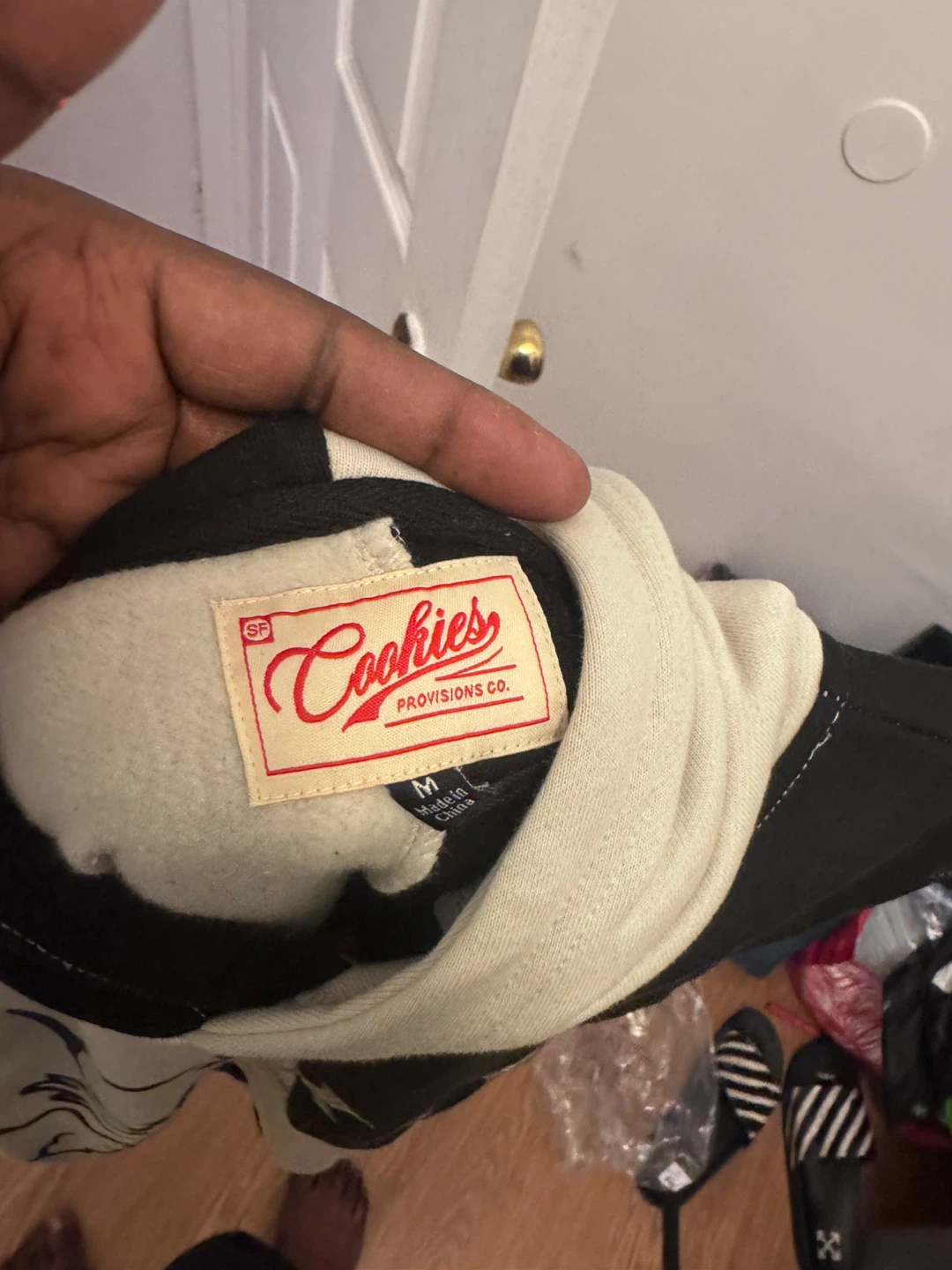 Cookies Provisions Co. Two-Tone Hoodie - photo 3