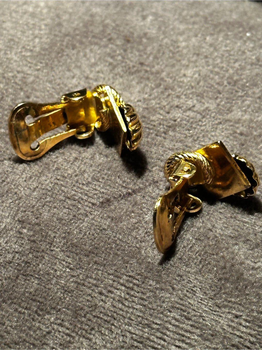 Vintage 1950s Alice Pat Pend Gold Shell Clip Earrings - photo 4