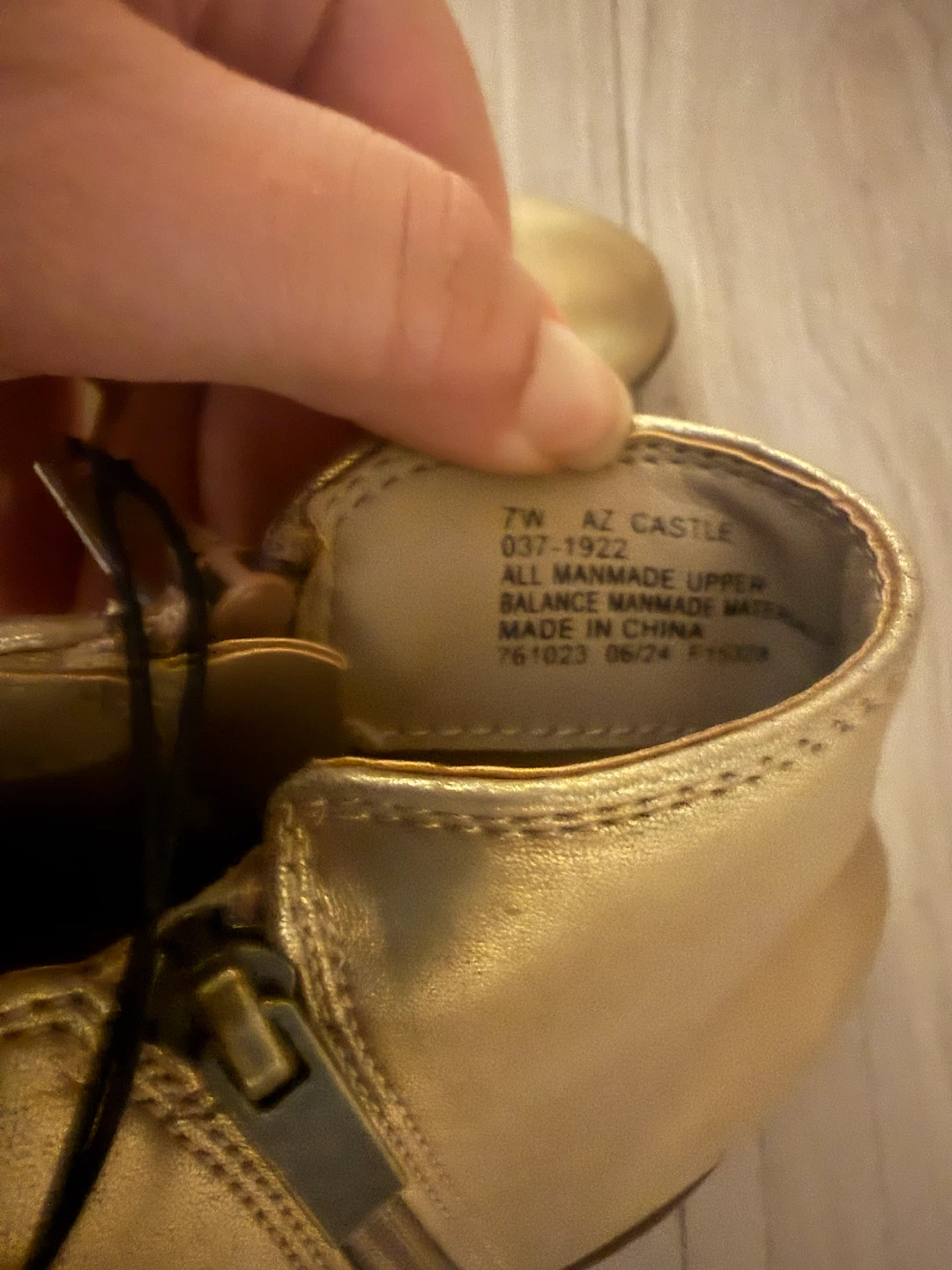 Arizona CASTLE Gold Ankle Boots Size 7W - photo 3