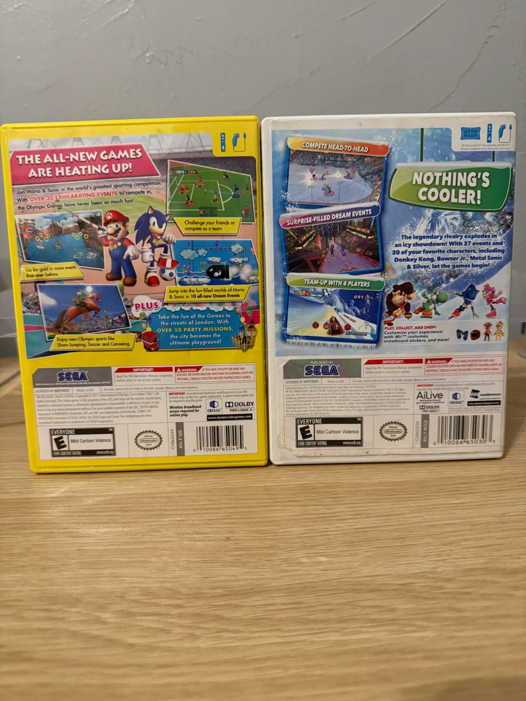 Mario & Sonic Wii Game Bundle - photo 2