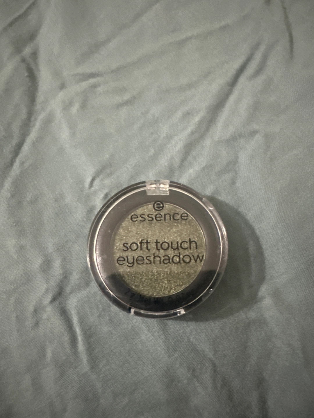 🏈Essence Soft Touch Eyeshadow - 05 Secret Woods