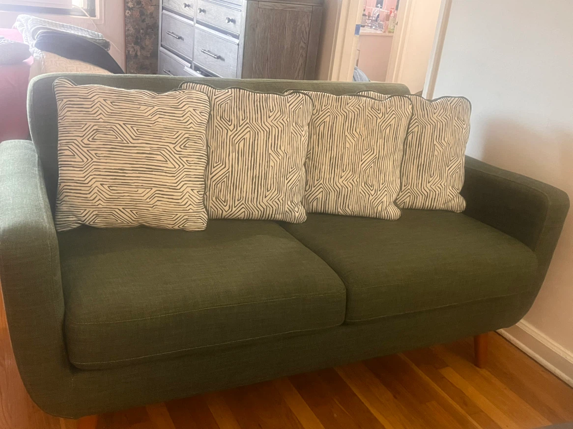 Green Mid-Century Style Sofa - Make an offer - photo 2