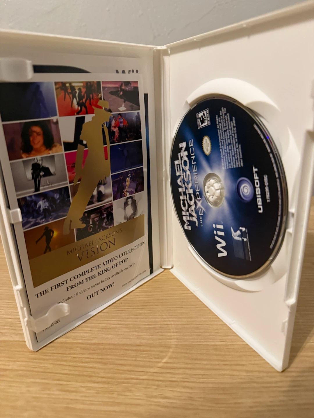 Michael Jackson The Experience for Wii - photo 3