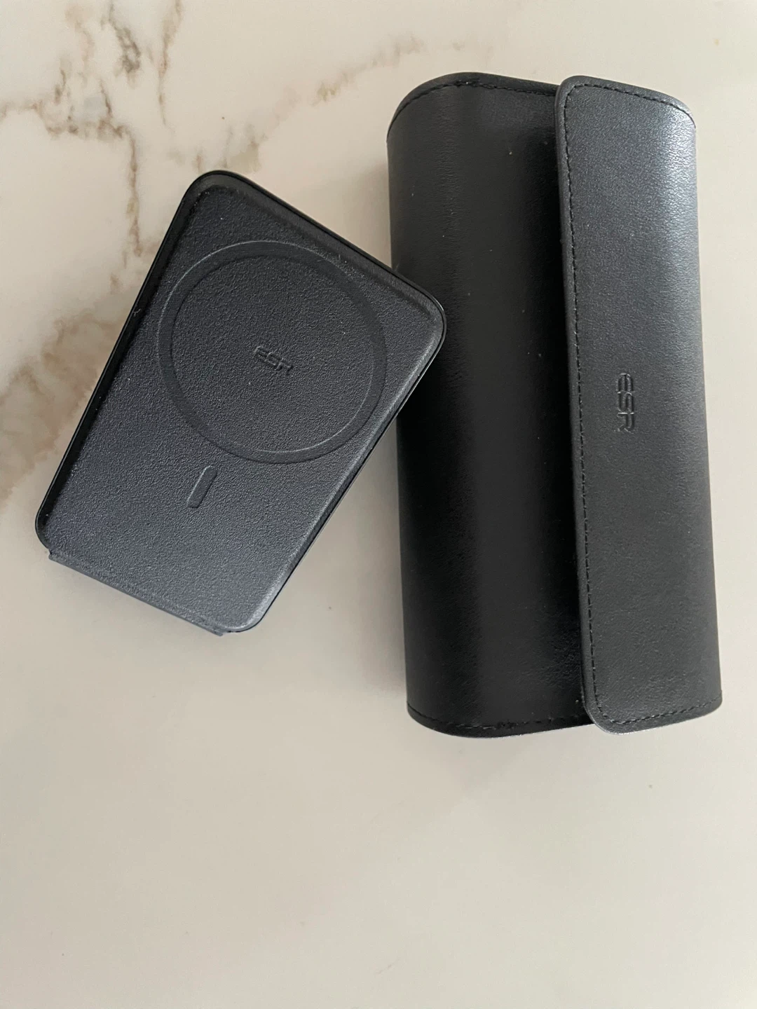 ESR Portable Charger for Apple Watch 🏈 - photo 2