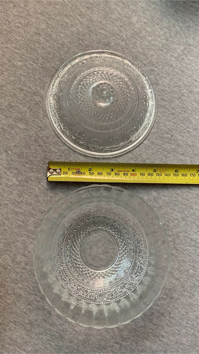 Beautiful Vintage Clear Glass Candy Dish with Lid 🏈 - photo 2