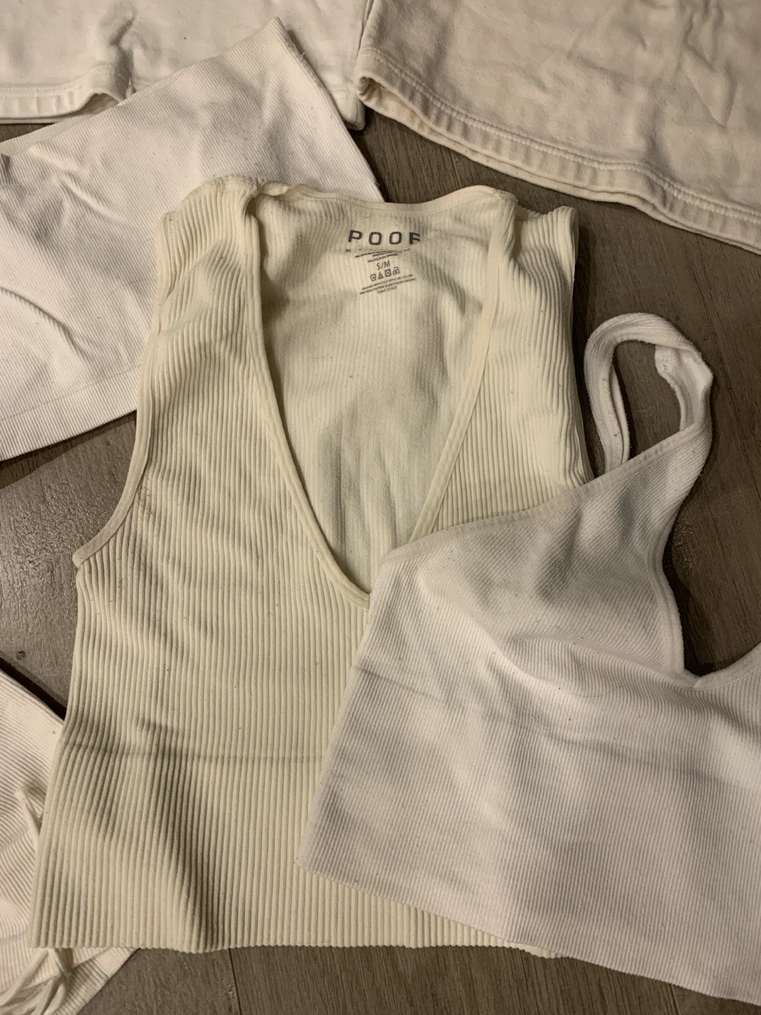Lot of White / creme Crop Tops 🏈🏈 - photo 4