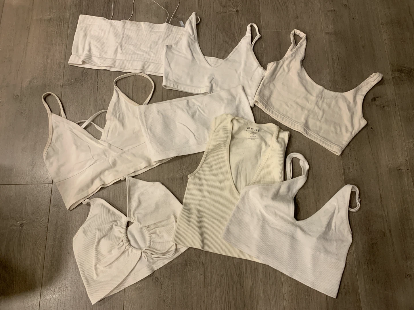 Lot of White / creme Crop Tops 🏈🏈