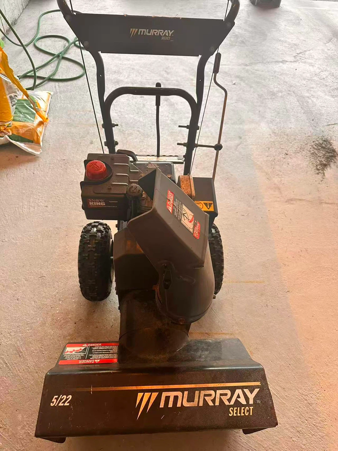 Murray Select 5/22 Snow Blower