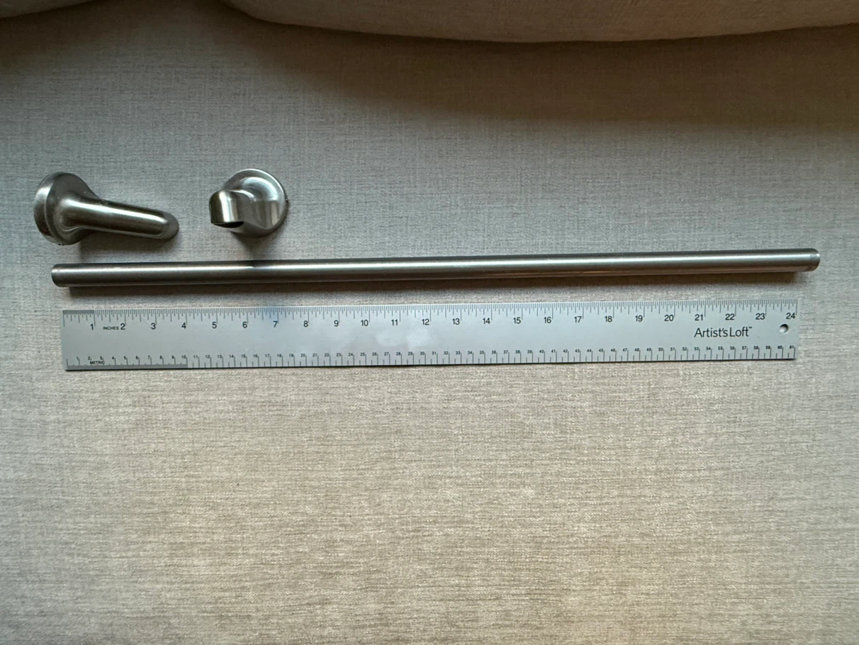 Brushed nickel bathroom hardware fixtures - photo 5