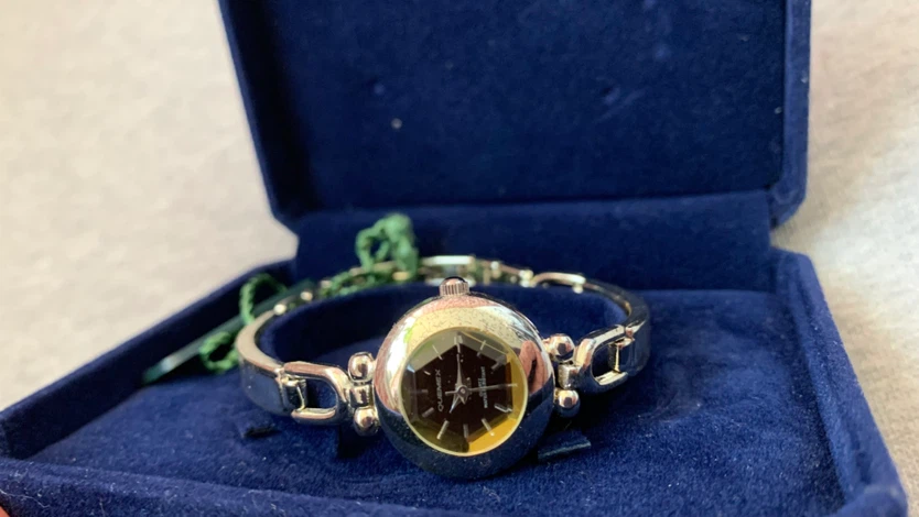 Quemex Women's Bracelet Watch 🏈