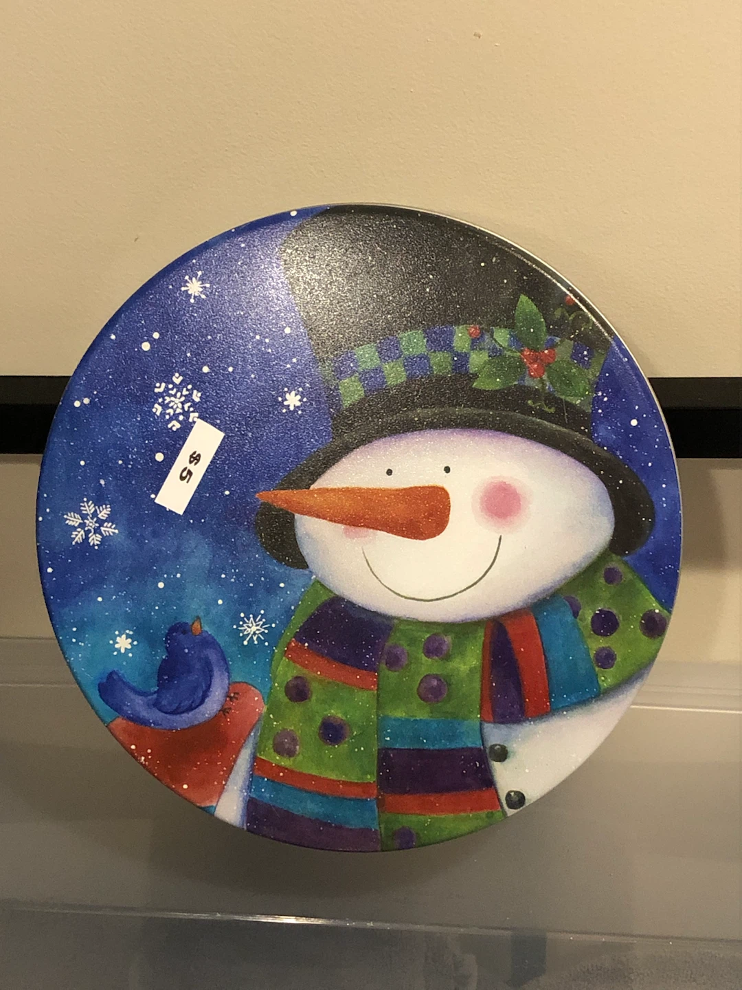 Round Snowman Decorative Tin 🏈