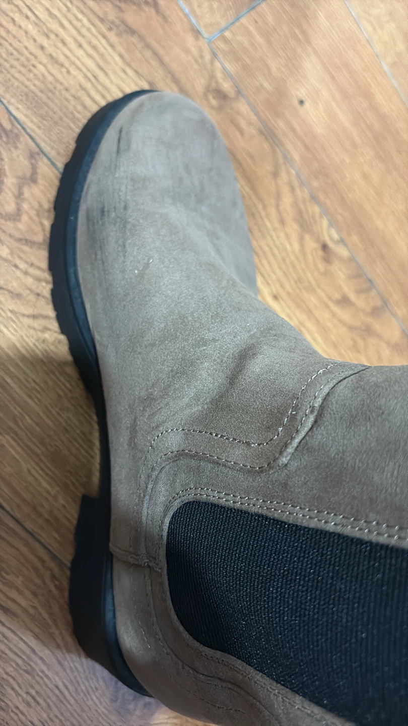 Taupe Suede Chelsea Boots 🏈 - photo 2