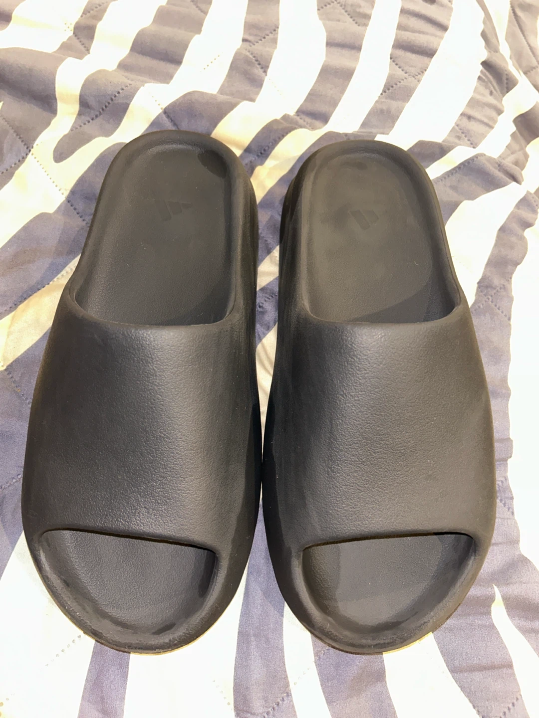Adidas Yeezy Slides Black