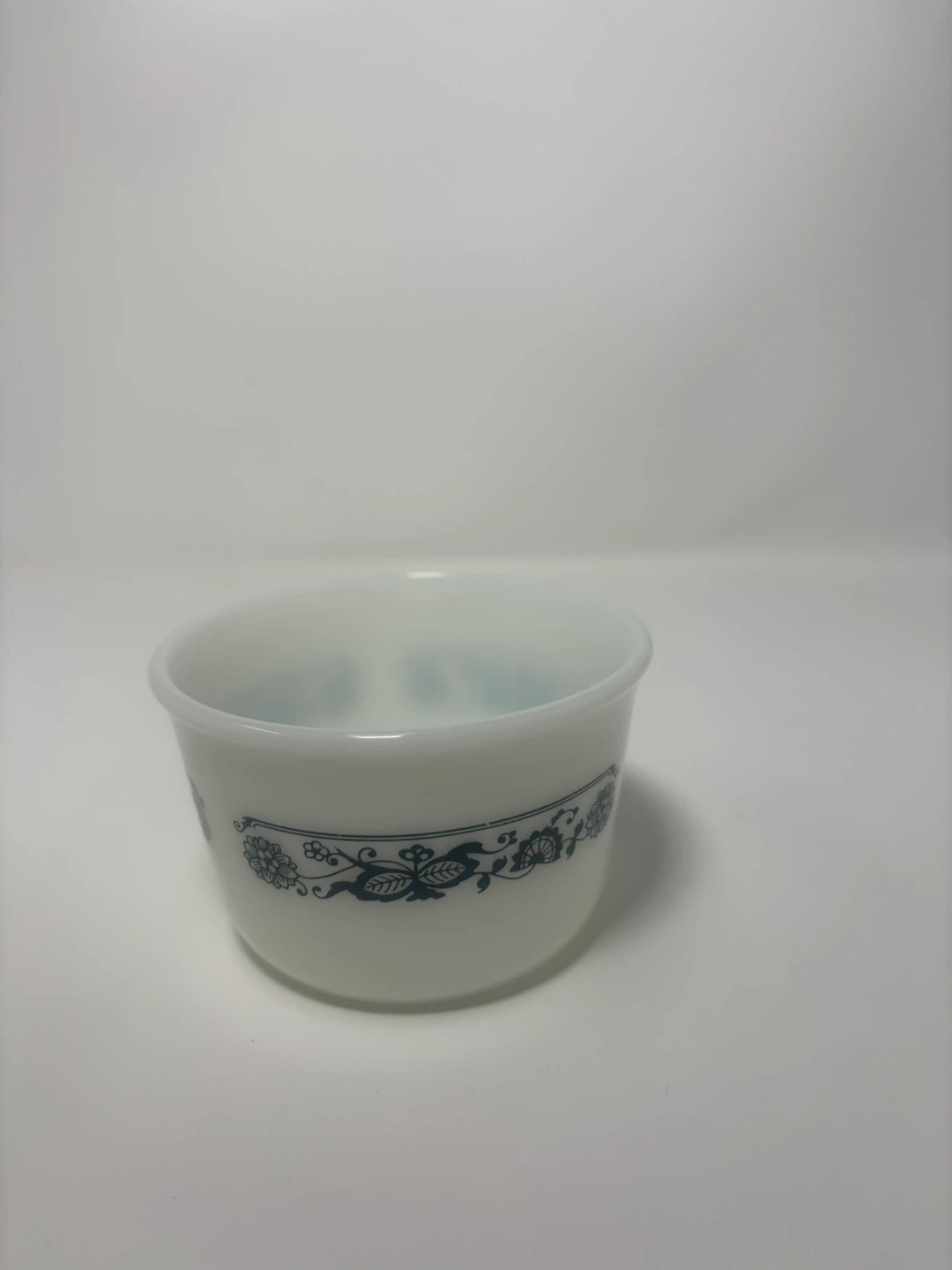 Vintage Pyrex Creamer & Sugar Bowl Set - Blue Onion Milk Glass - photo 5