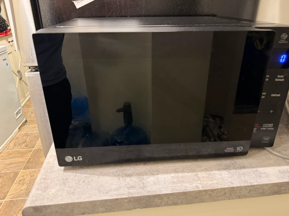 LG Smart Inverter Microwave