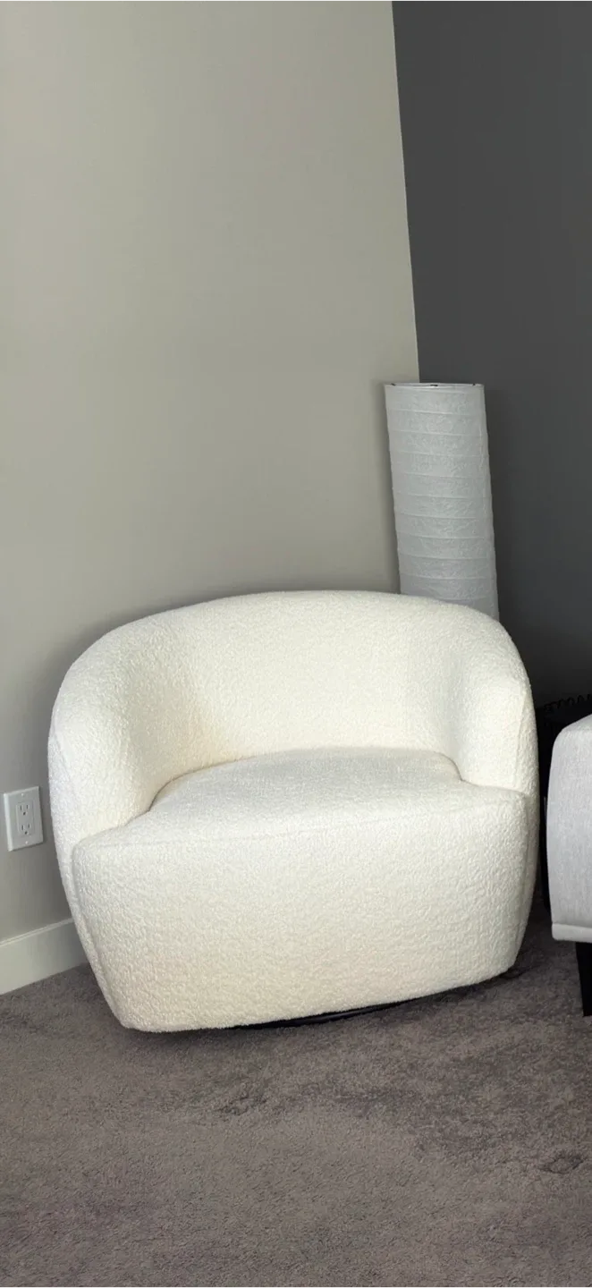 Swivel armchair