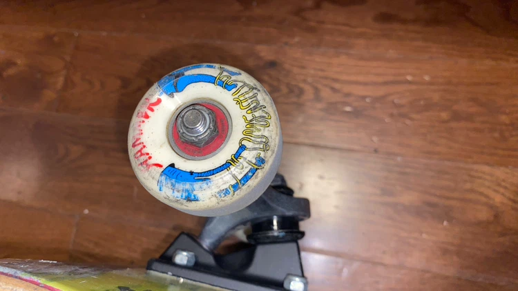 USED 8.2” primitive skateboard complete - photo 4