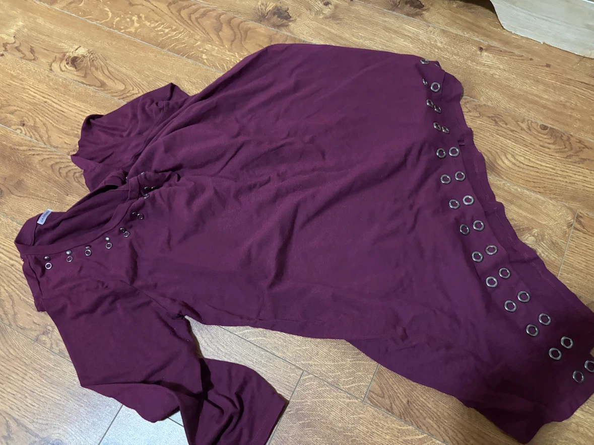 Burgundy Long Sleeve 🏈 Top with Grommet Detail