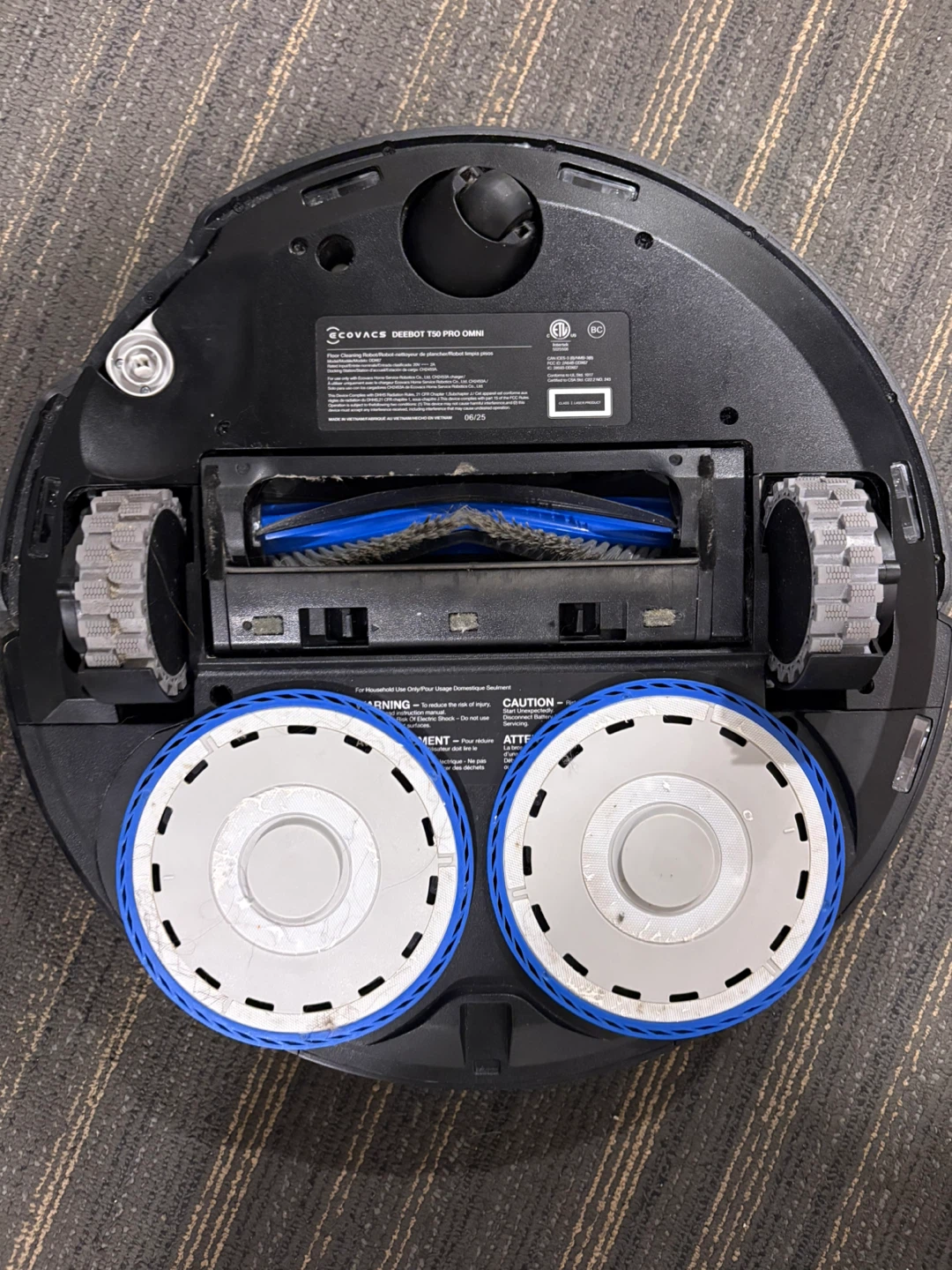 Ecovacs Deebot T50 Pro OMNI Robot Vacuum and Mop- As is - photo 3
