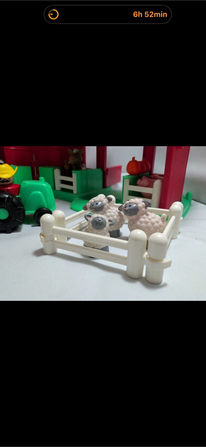 Vintage 1995 Fisher-Price Little People Farm Play Set - photo 3