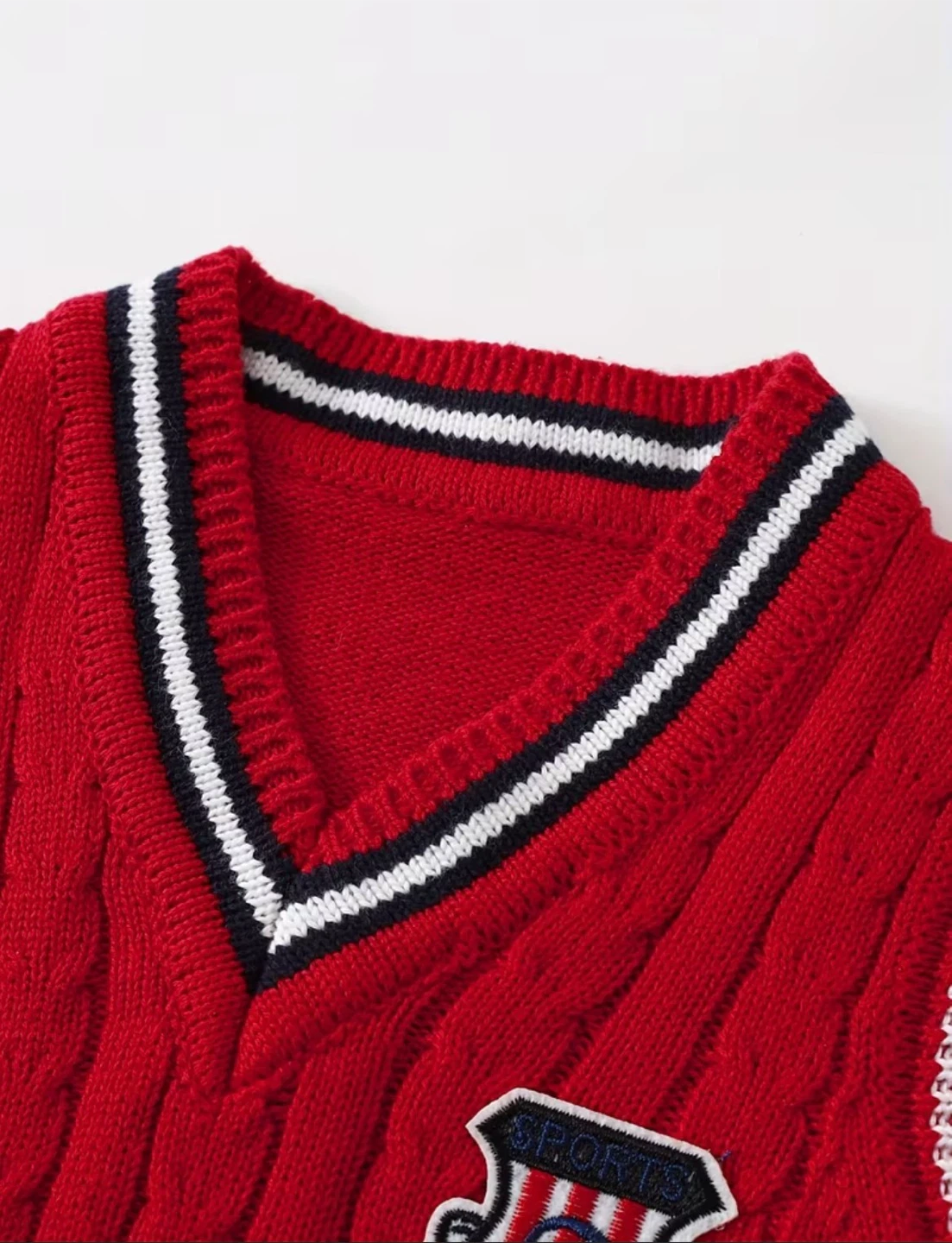 Set of 3 Kids Cable Knit V-Neck Sweater Vests - photo 5