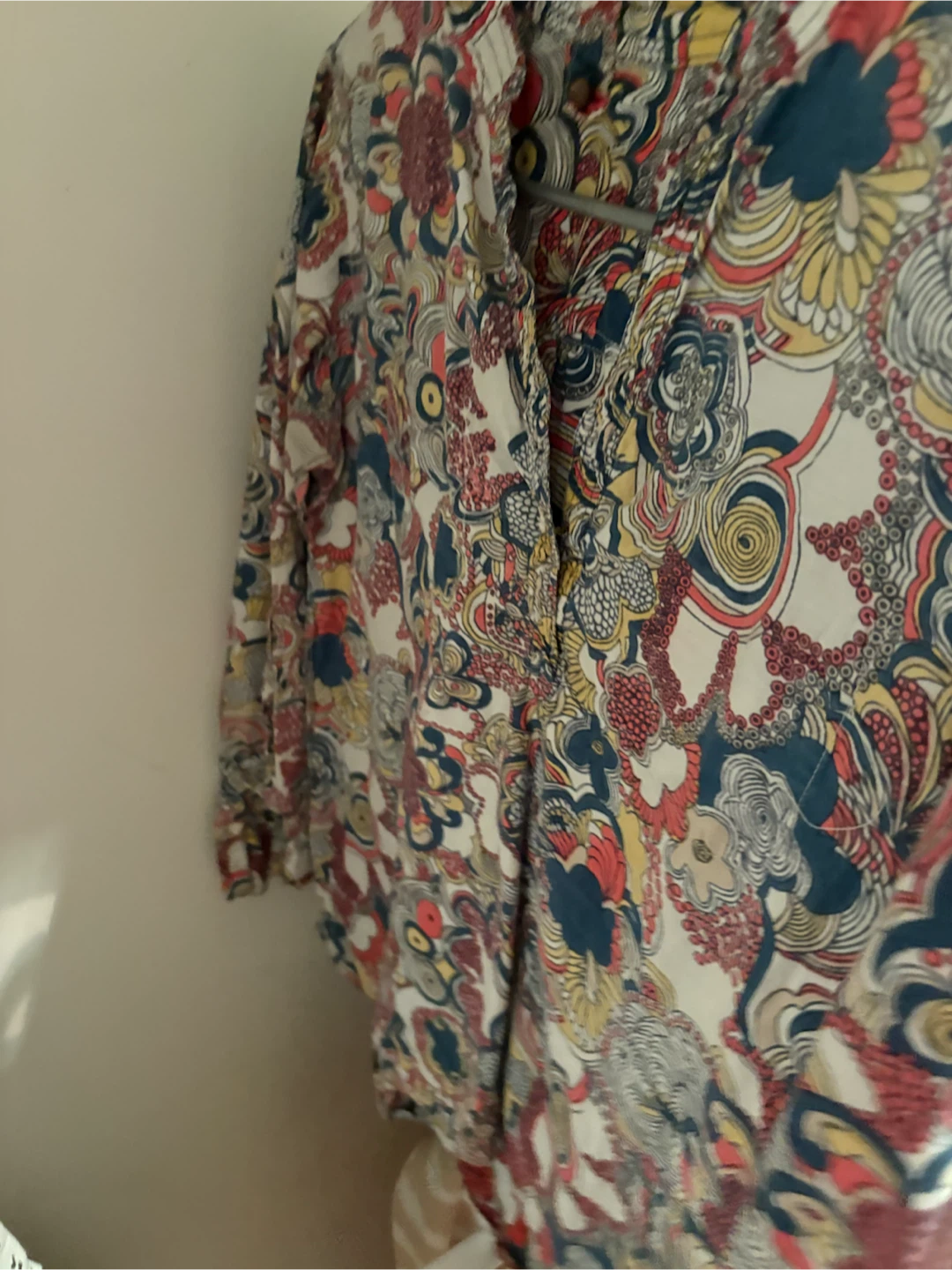 Colorful Patterned Long-Sleeve Shirt 🏈
