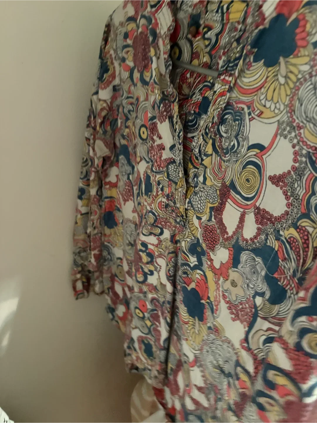 Colorful Patterned Long-Sleeve Shirt 🏈