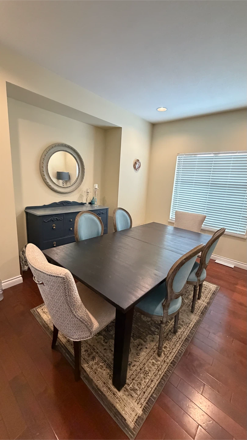 Dining Table and Set of Chairs - photo 2