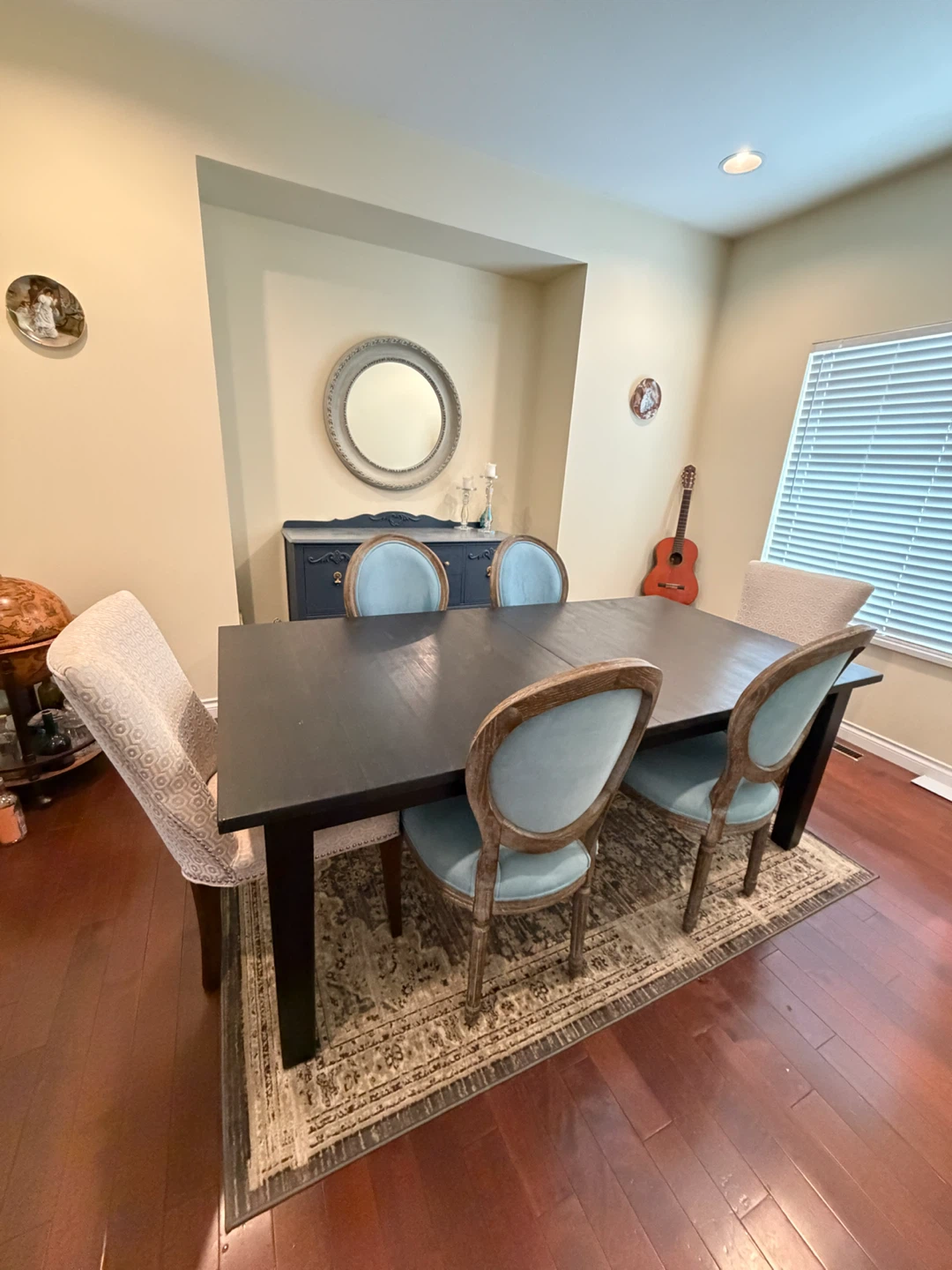 Dining Table and Set of Chairs - photo 3