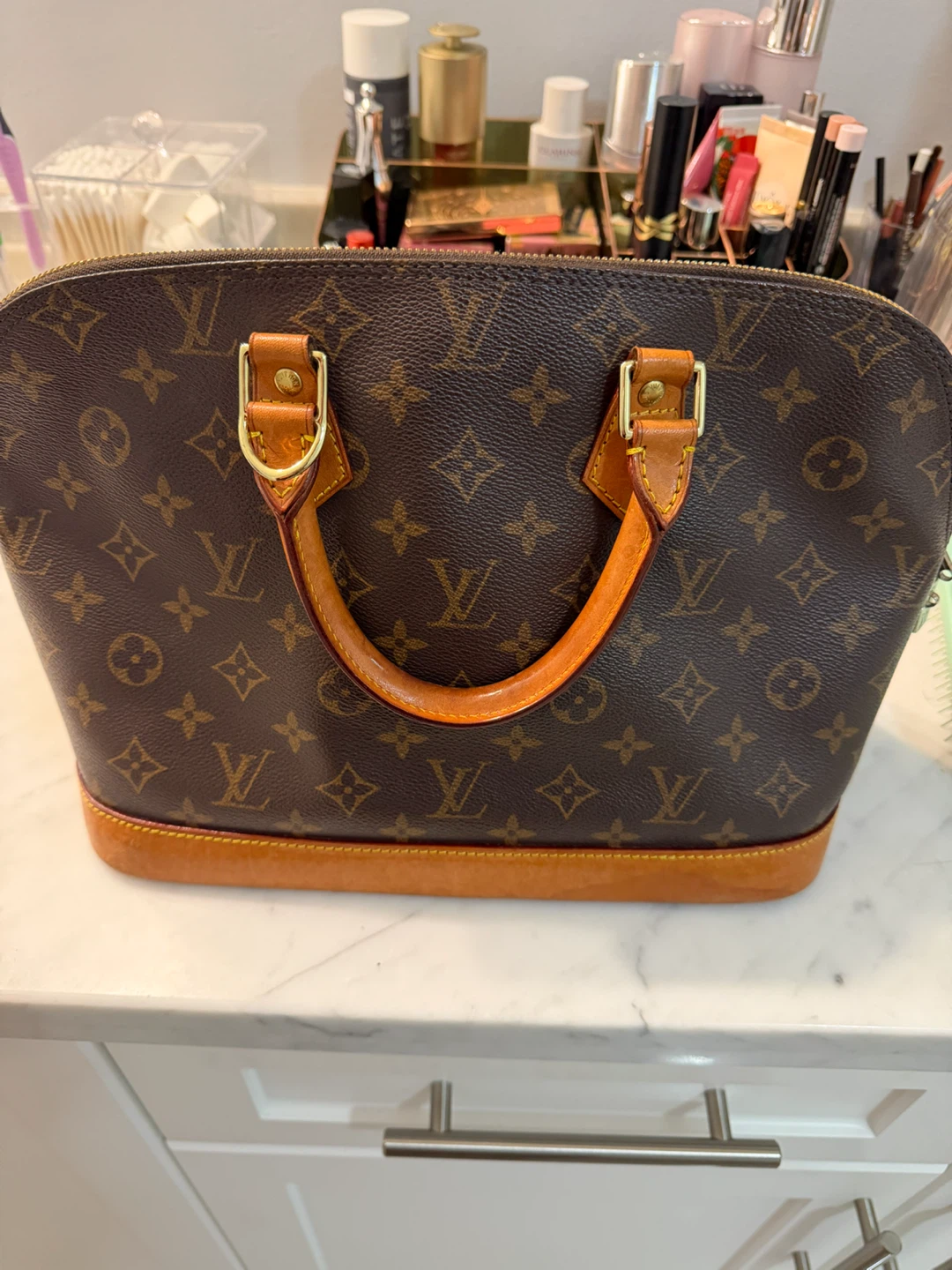 Louis Vuitton Alma MM Monogram Canvas Handbag