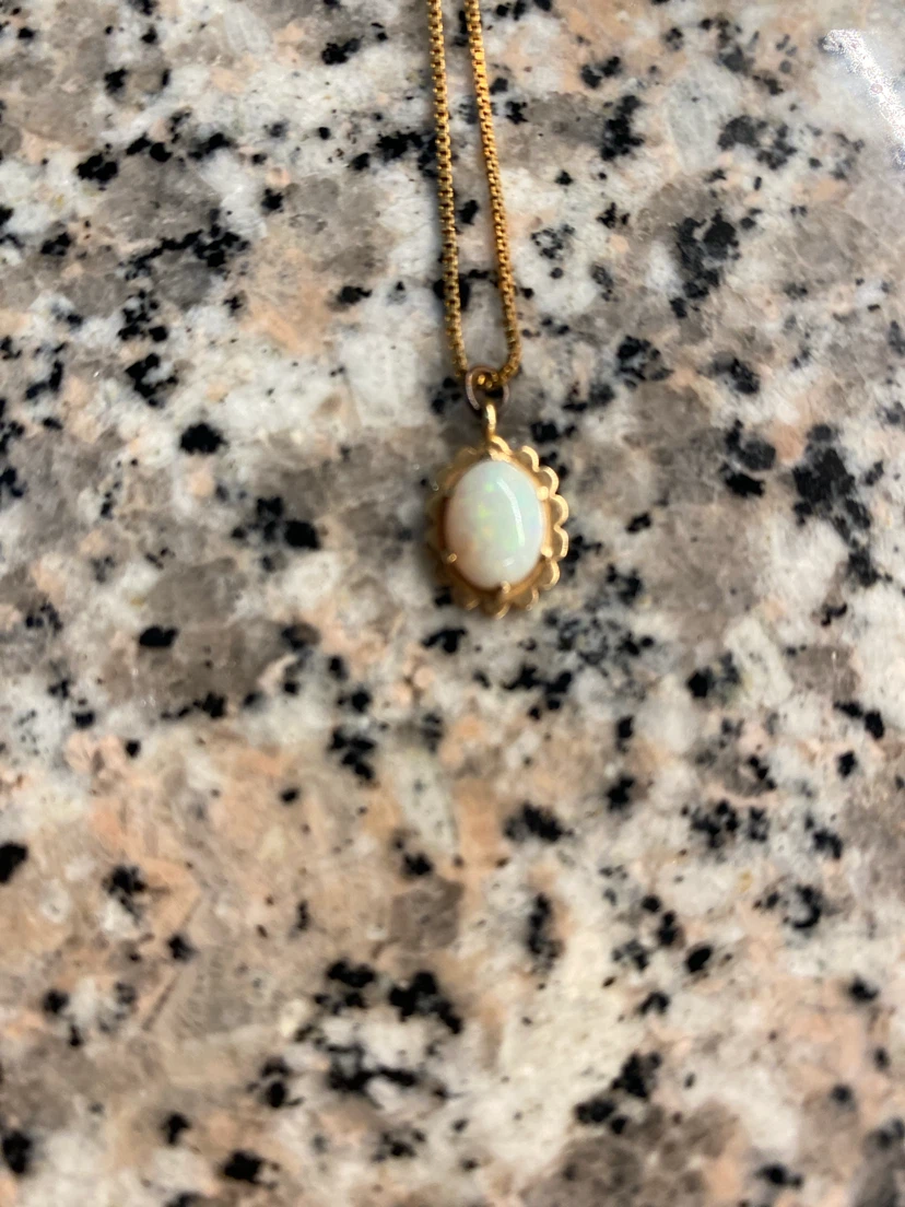 Elegant women’s   14k Gold  🎁 Opal Pendant Necklace - photo 2