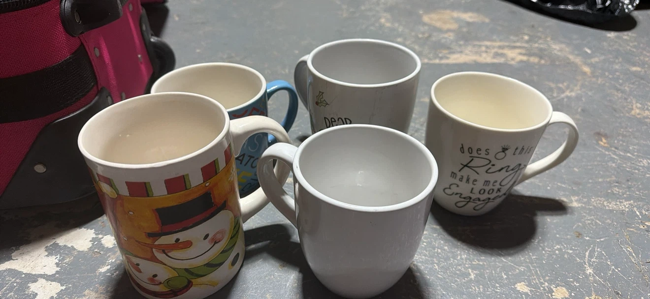 Set of 5 Assorted Mugs