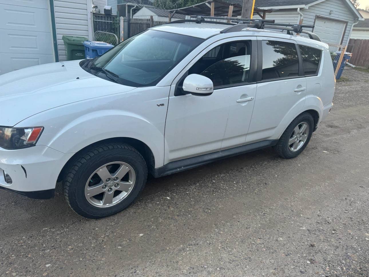 Mitsubishi Outlander V6 - photo 2