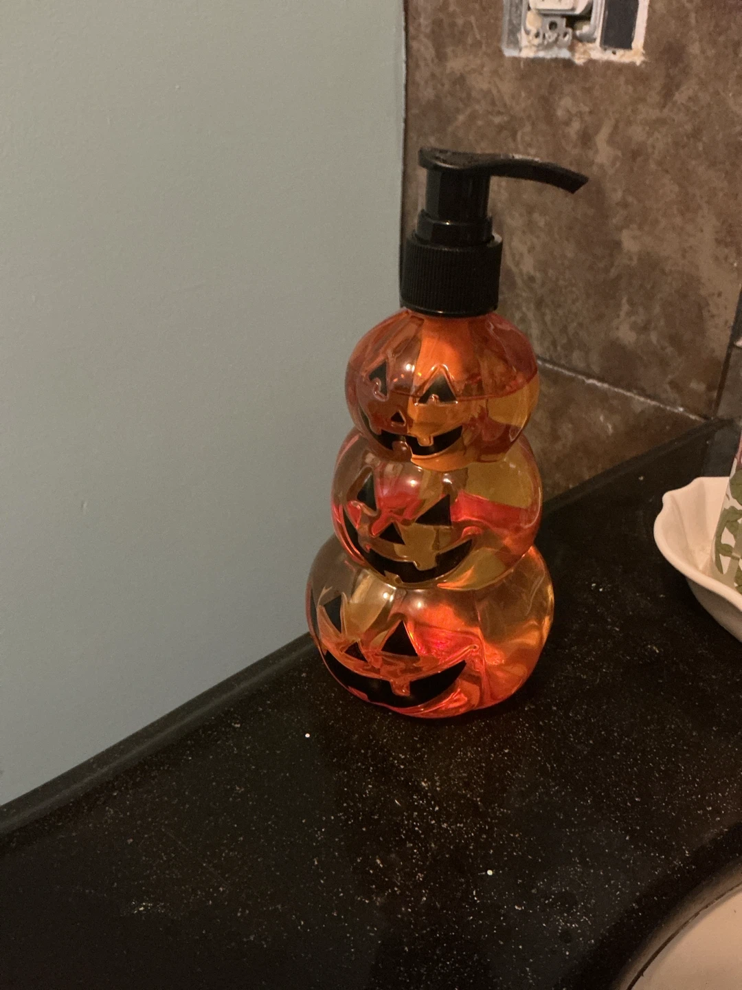 Pumpkin Jack-O-Lantern Soap Dispenser 🏈