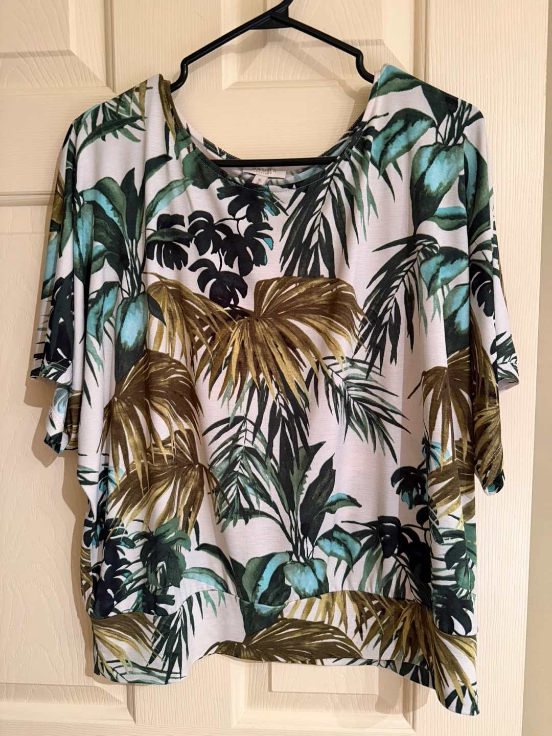 Laura Petites Tropical Print Top Size 16 - photo 2