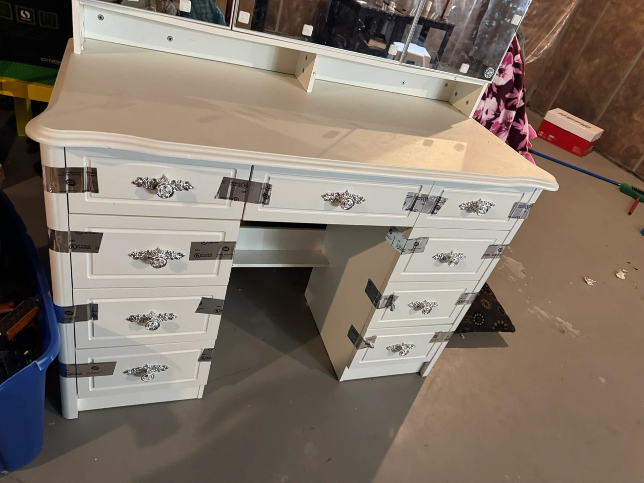 White Vanity Table with Triple Mirror