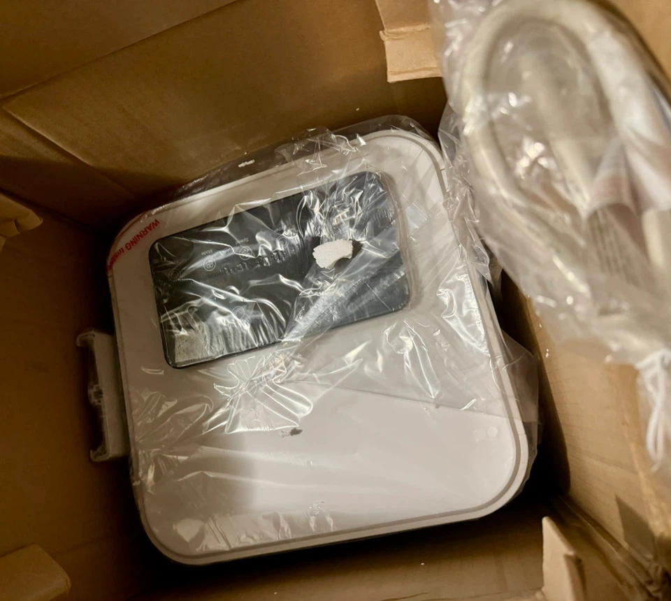 $260 FIRM portable air conditioner - photo 3