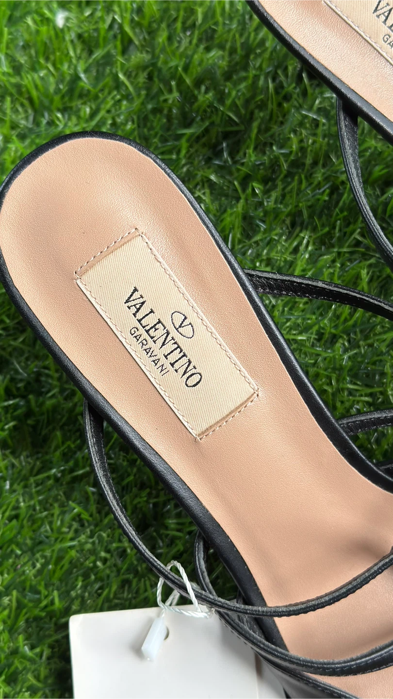 Valentino Garavani Rockstud Mules – EU 40 - photo 4