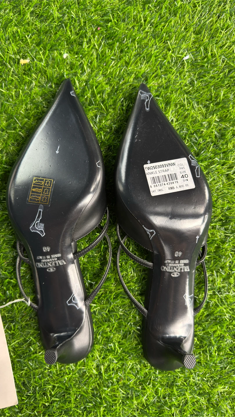 Valentino Garavani Rockstud Mules – EU 40 - photo 5