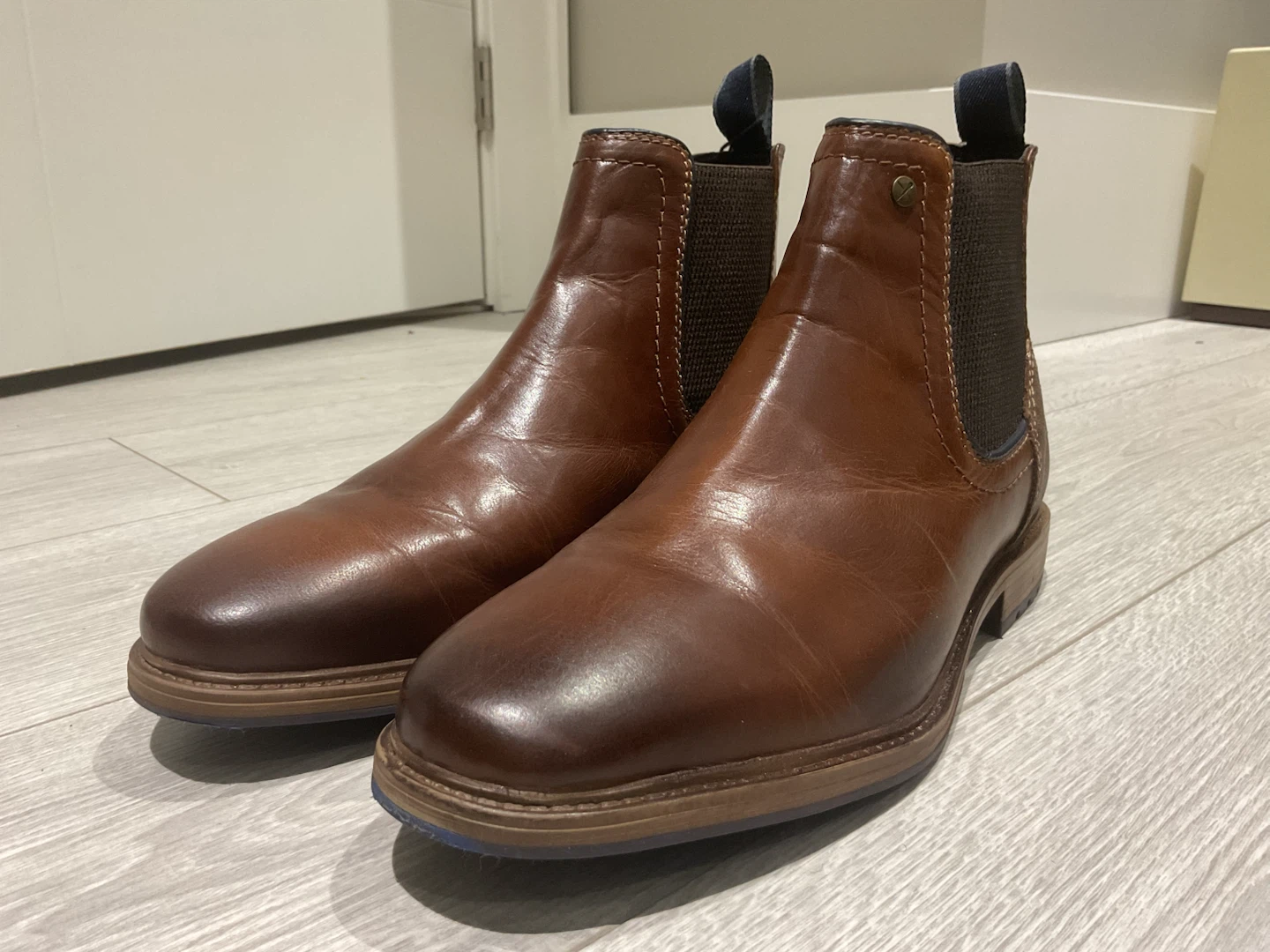 Denver Hayes Men's Volos Leather Chelsea Boots - photo 2