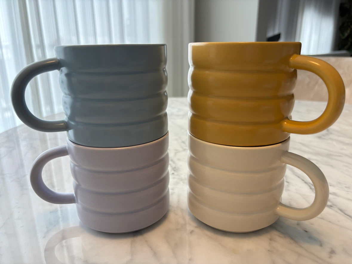 Set of 4 Ribbed Ceramic Mugs