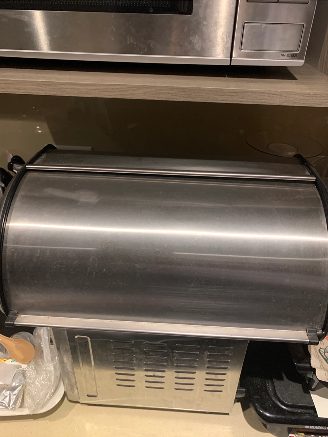 🏈 Stainless Steel Roll-Top Bread Bin