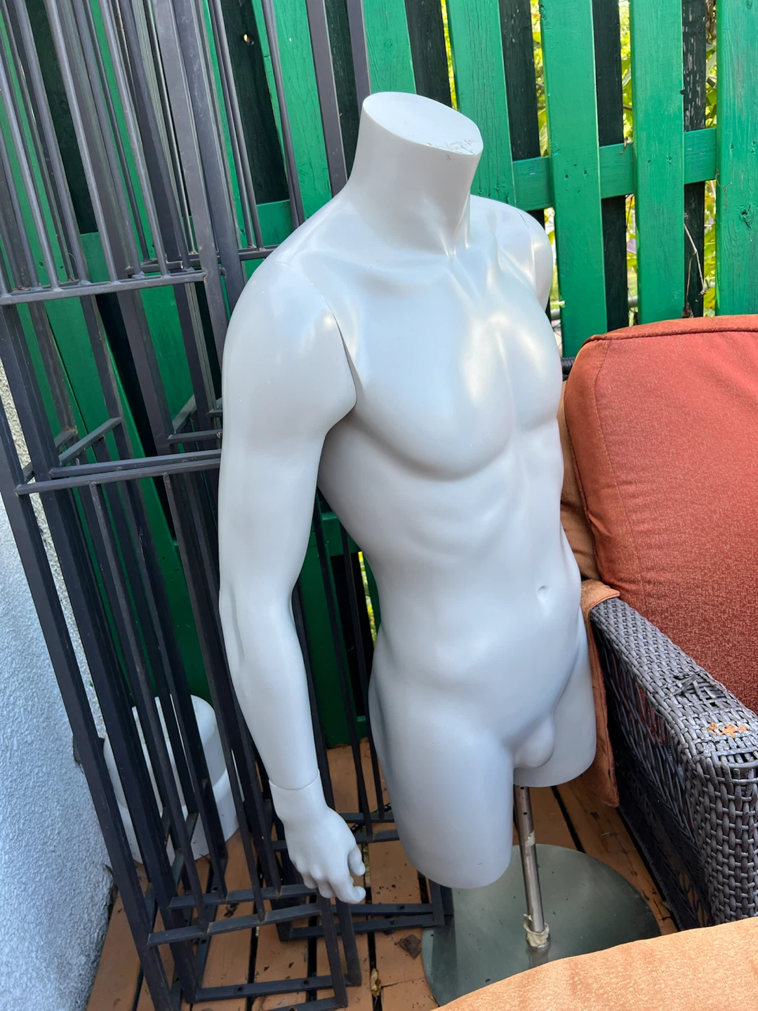 🏈 Male Torso Mannequin with Stand - photo 2