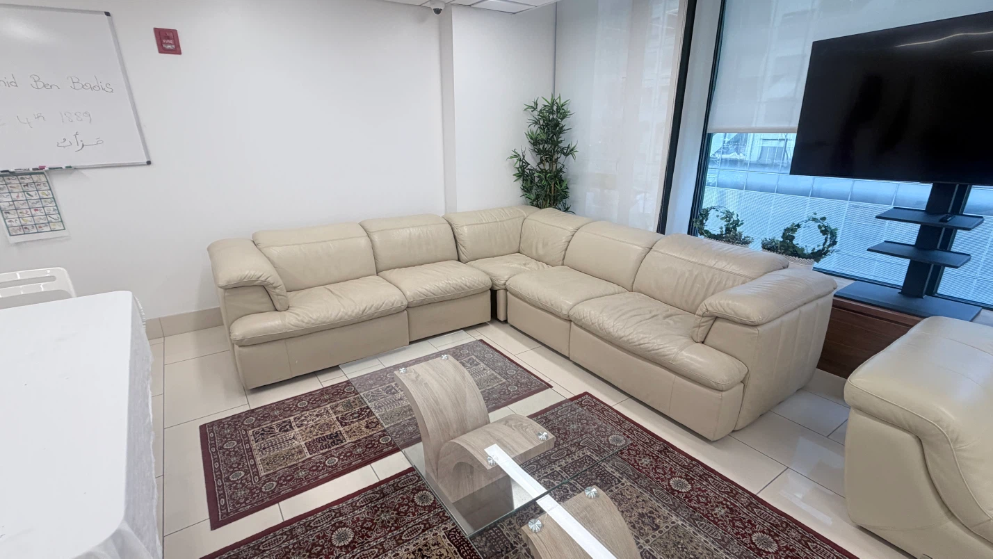 Furniture - photo 4