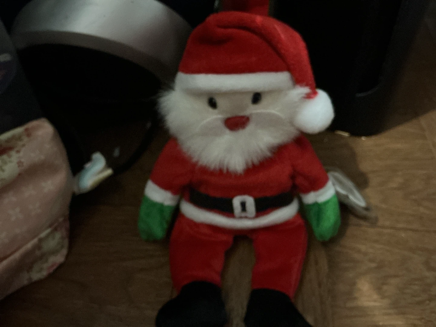 Ty Beanie Baby Santa Claus Plush 🏈
