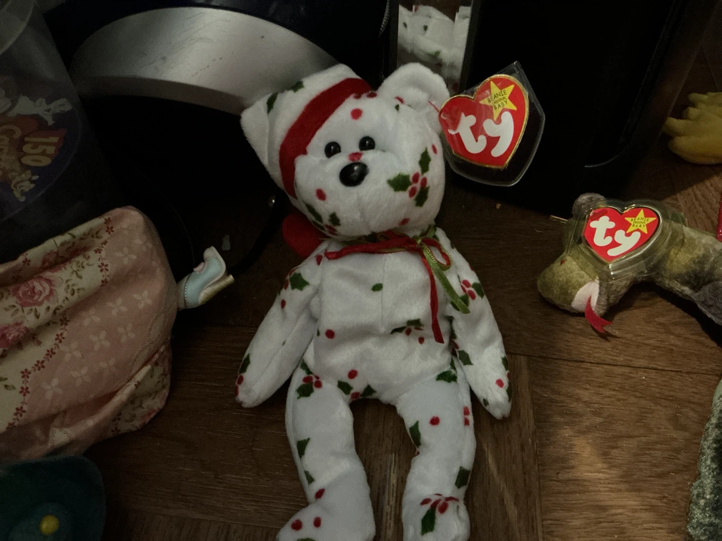 Ty Beanie Baby Holly the Bear 🏈