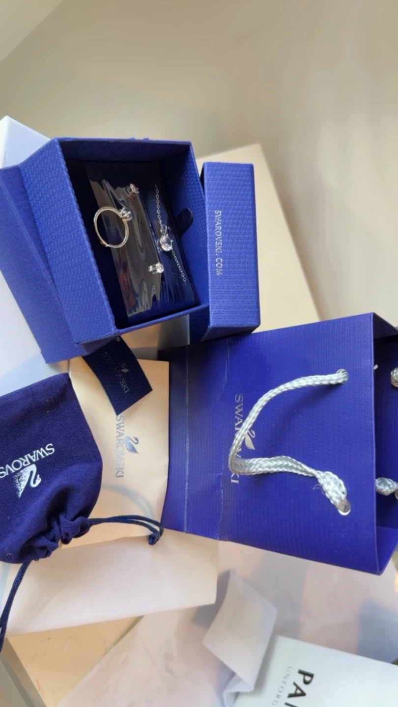 Swarovski jewellery set