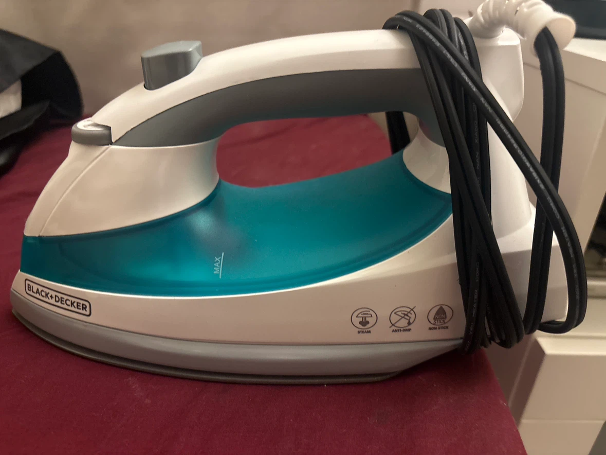 Black+Decker Steam Iron