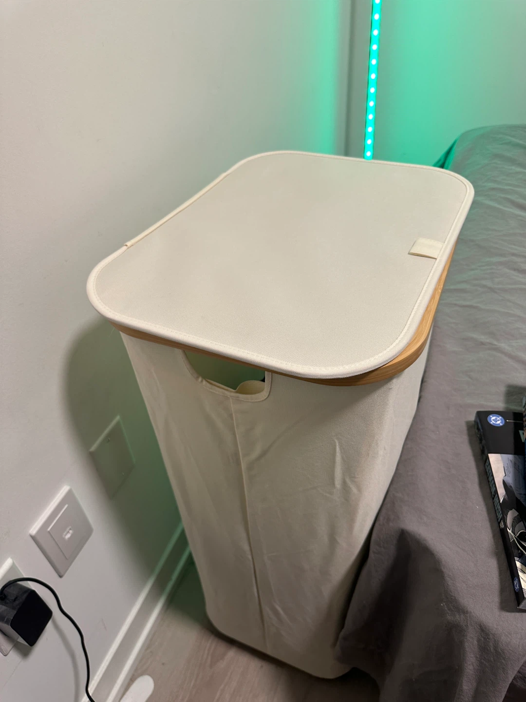 Laundry Basket w/ wheels