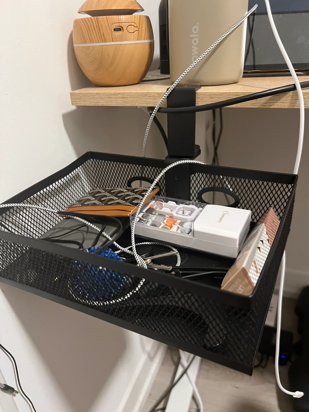 Side desk extra storage